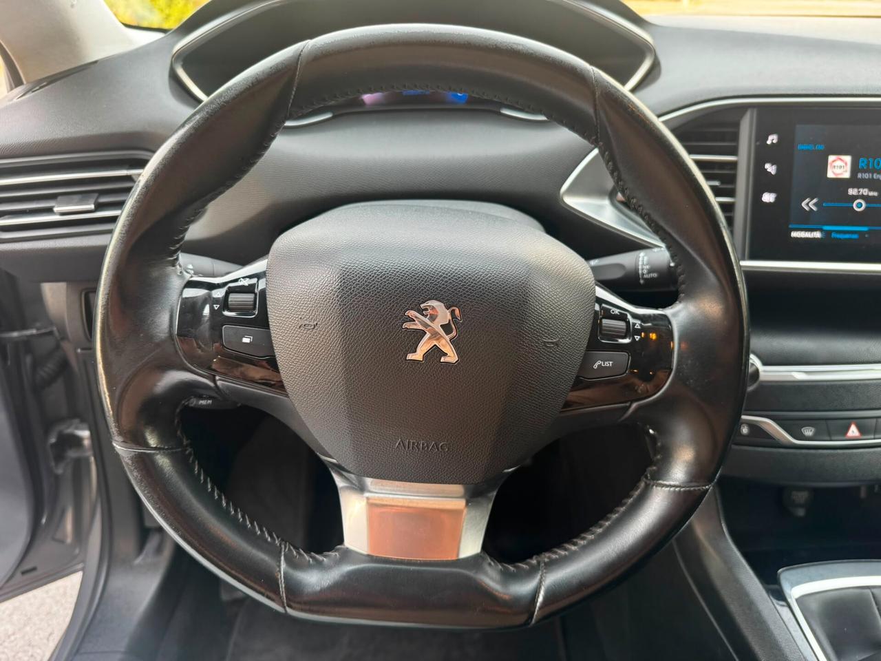 Peugeot 308 BlueHDi 130 S&S SW Allure Pack