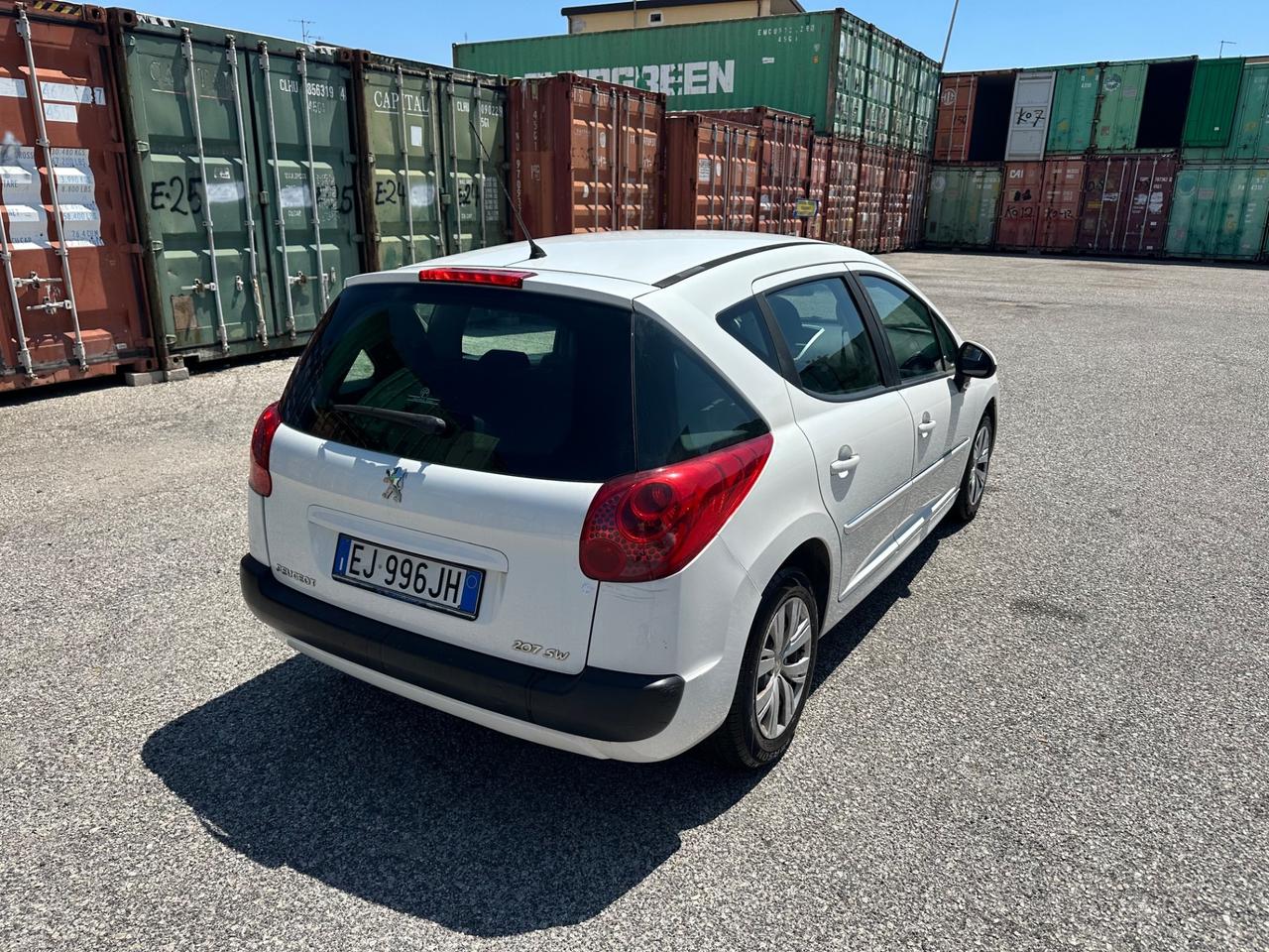 Peugeot 207 1.6 8V HDi 112CV SW Outdoor