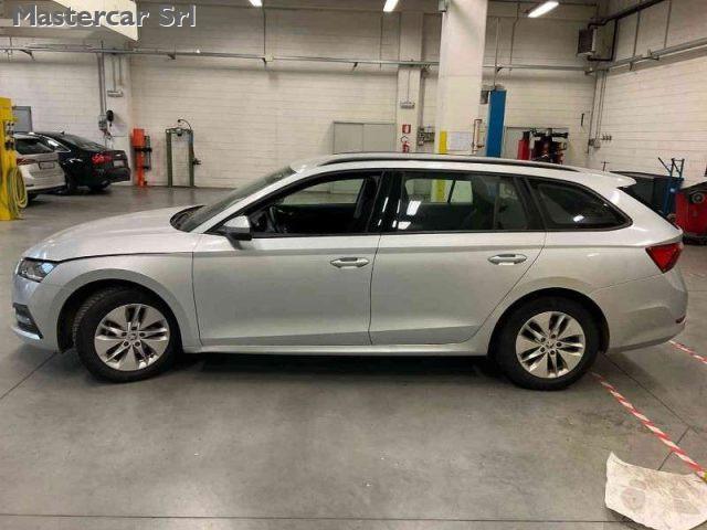 SKODA Octavia Octavia Wagon 2.0 tdi Executive DSG 85KW - GT989LX