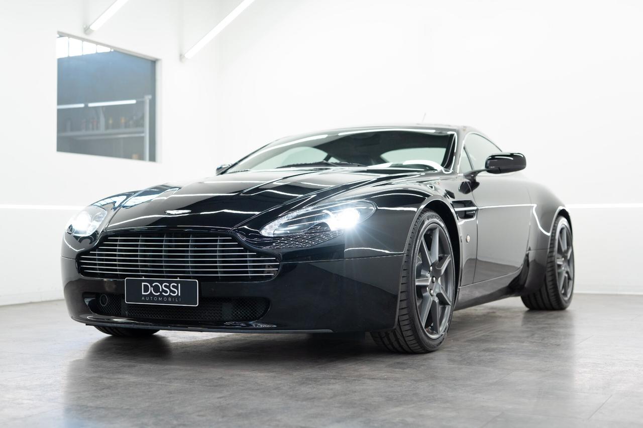 Aston Martin V8 Vantage Coupé--MANUALE--