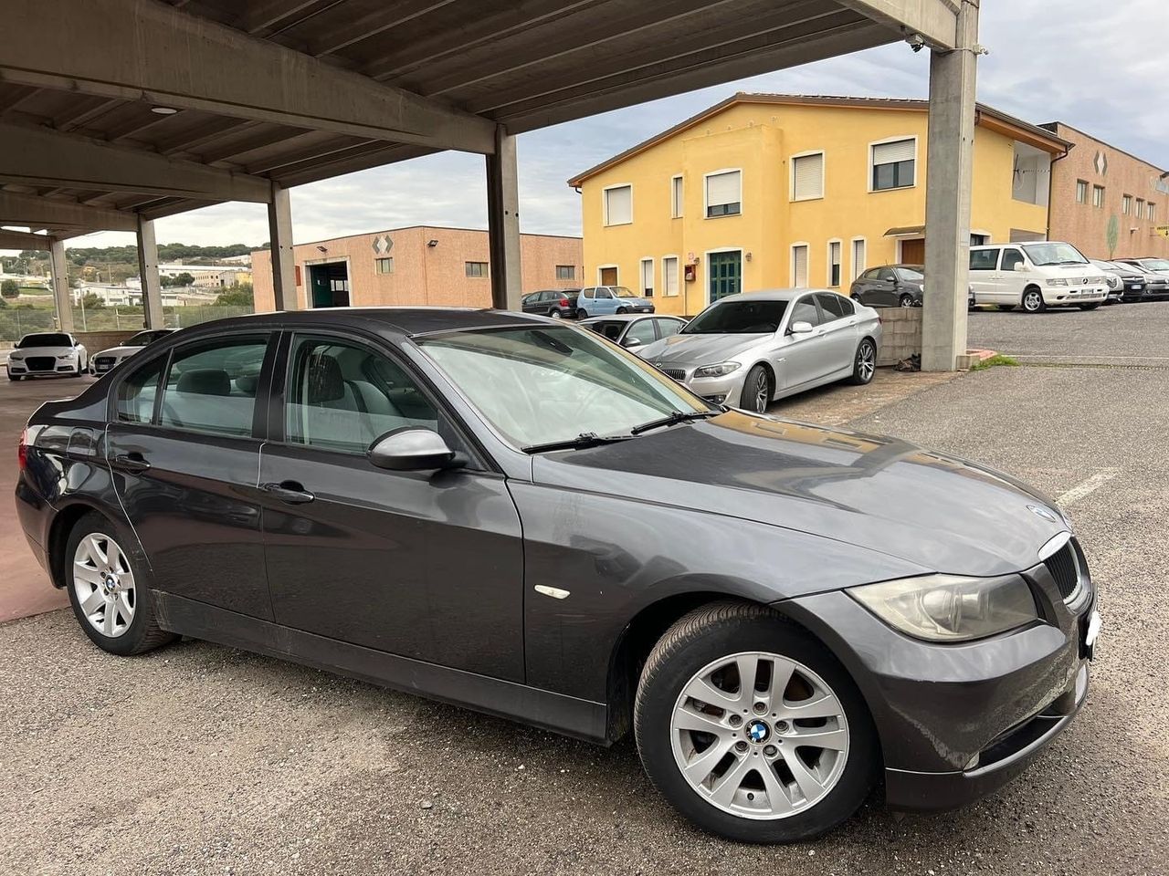 Bmw 320d berlina garantito