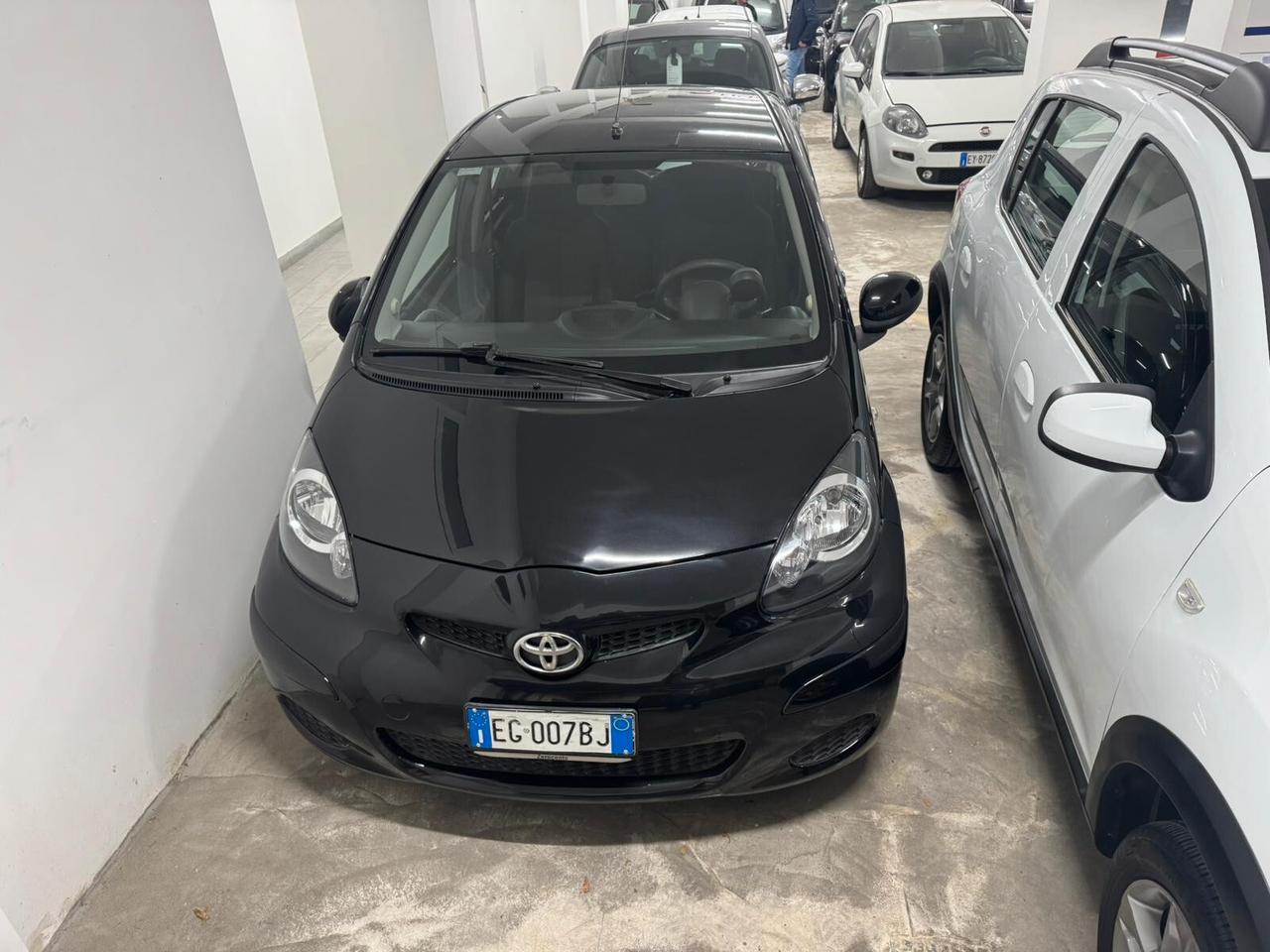 Toyota Aygo 1.0 12V VVT-i 5 porte Now Connect