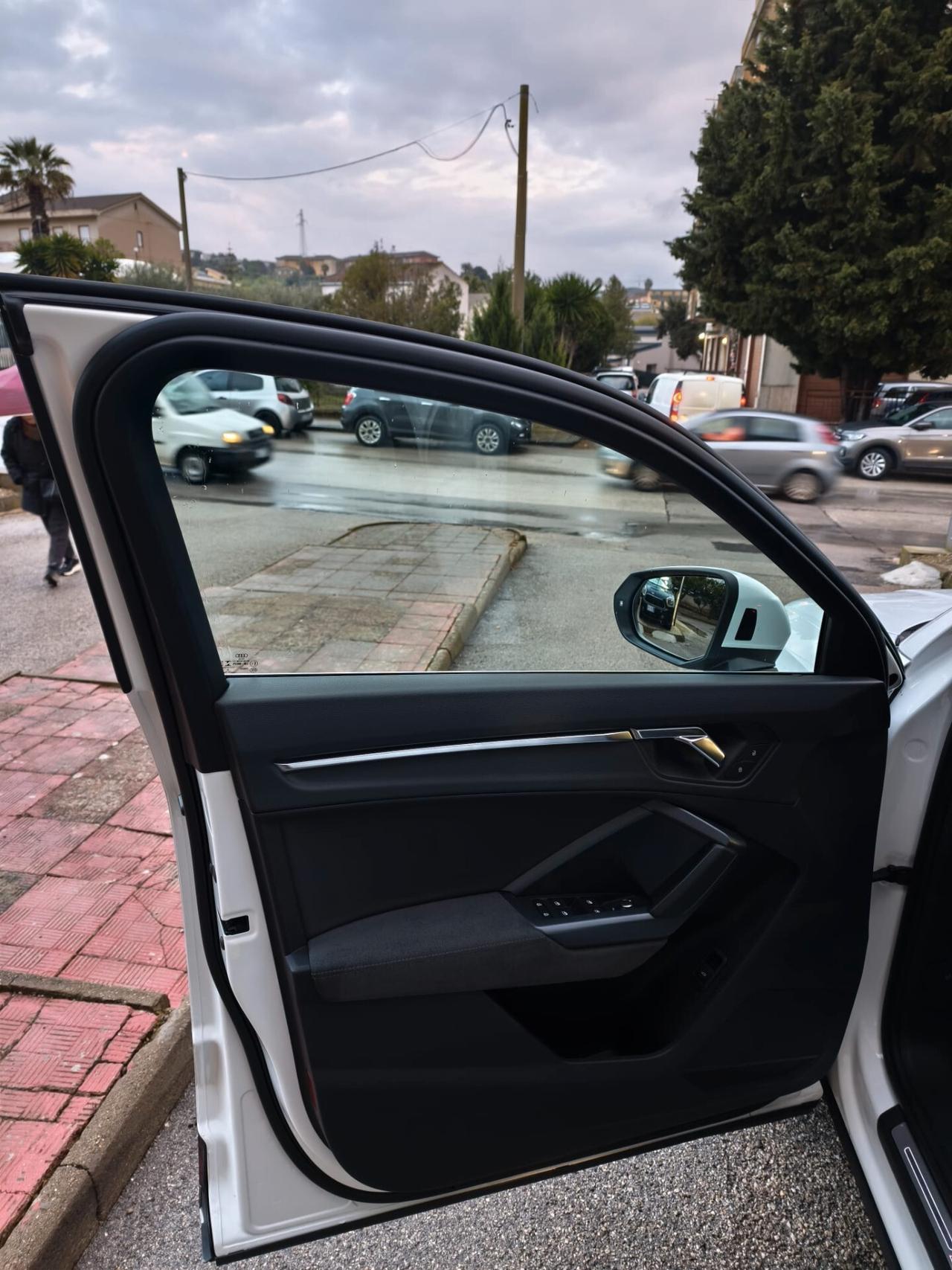 Audi Q3 2.0 TDI QUATTRO edition S-line