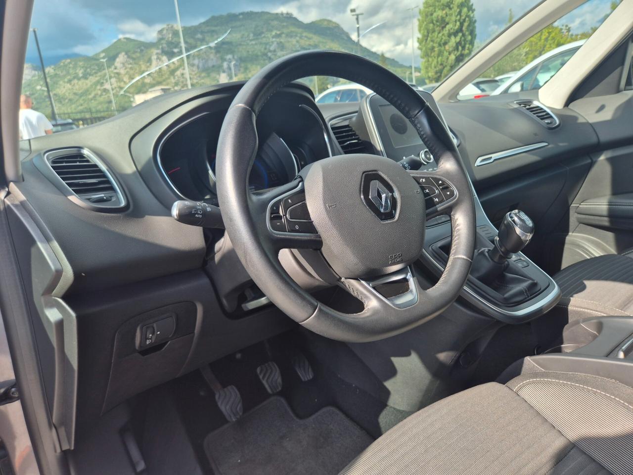 Renault Scenic Blue dCi 150 CV Sport Edition2