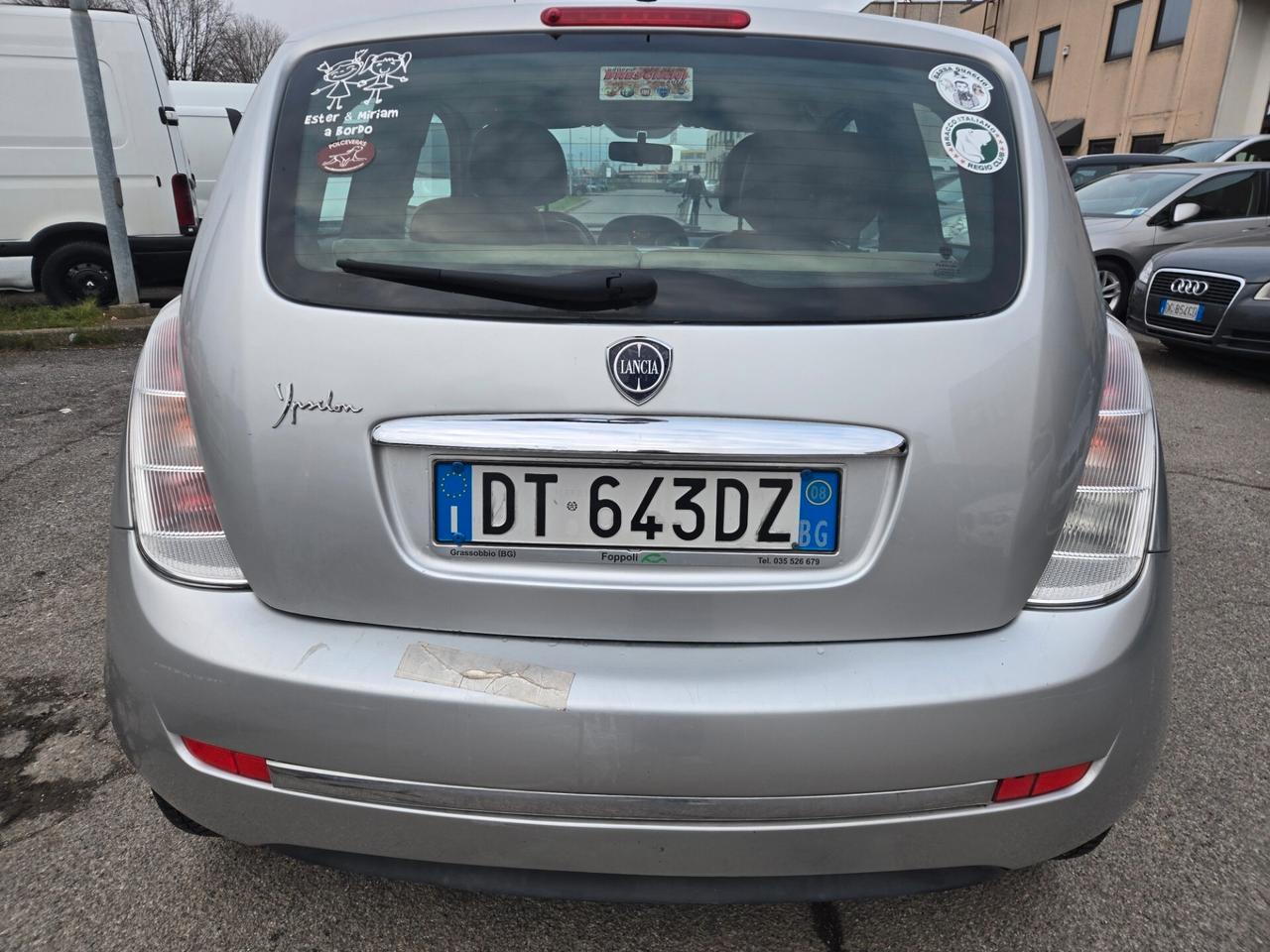 Lancia Ypsilon 1.4 Argento