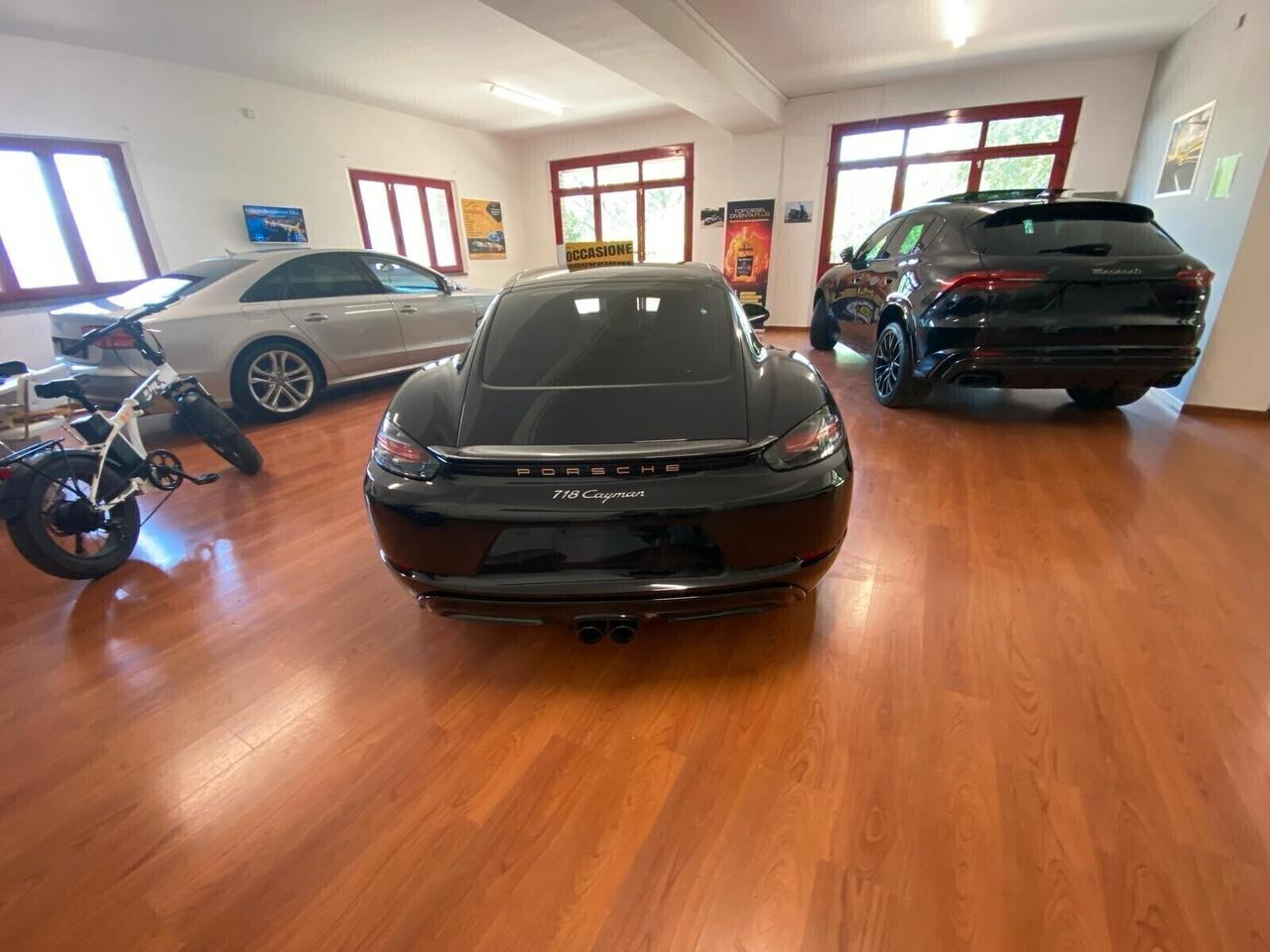 Porsche 718 Spyder 718 Cayman 2.0 T