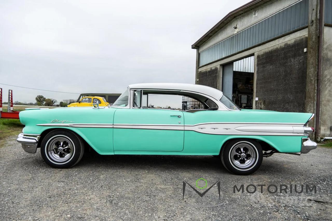 PONTIAC CHIEFTAIN 5.7 V8 - 2 DOOR HARDTOP 1957 - R