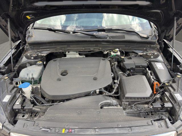VOLVO XC40 B3 automatico Core