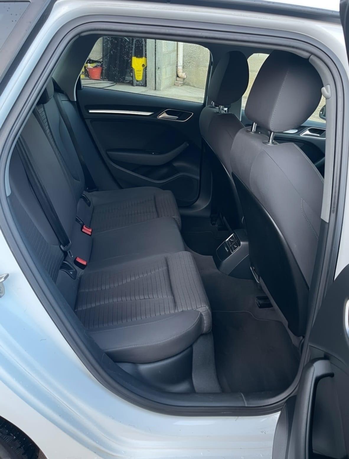 Audi A3 SPB 2.0 TDI S tronic Sport