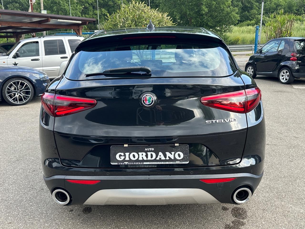 Alfa Romeo Stelvio 2.2 TD 180 CV AT8 RWD