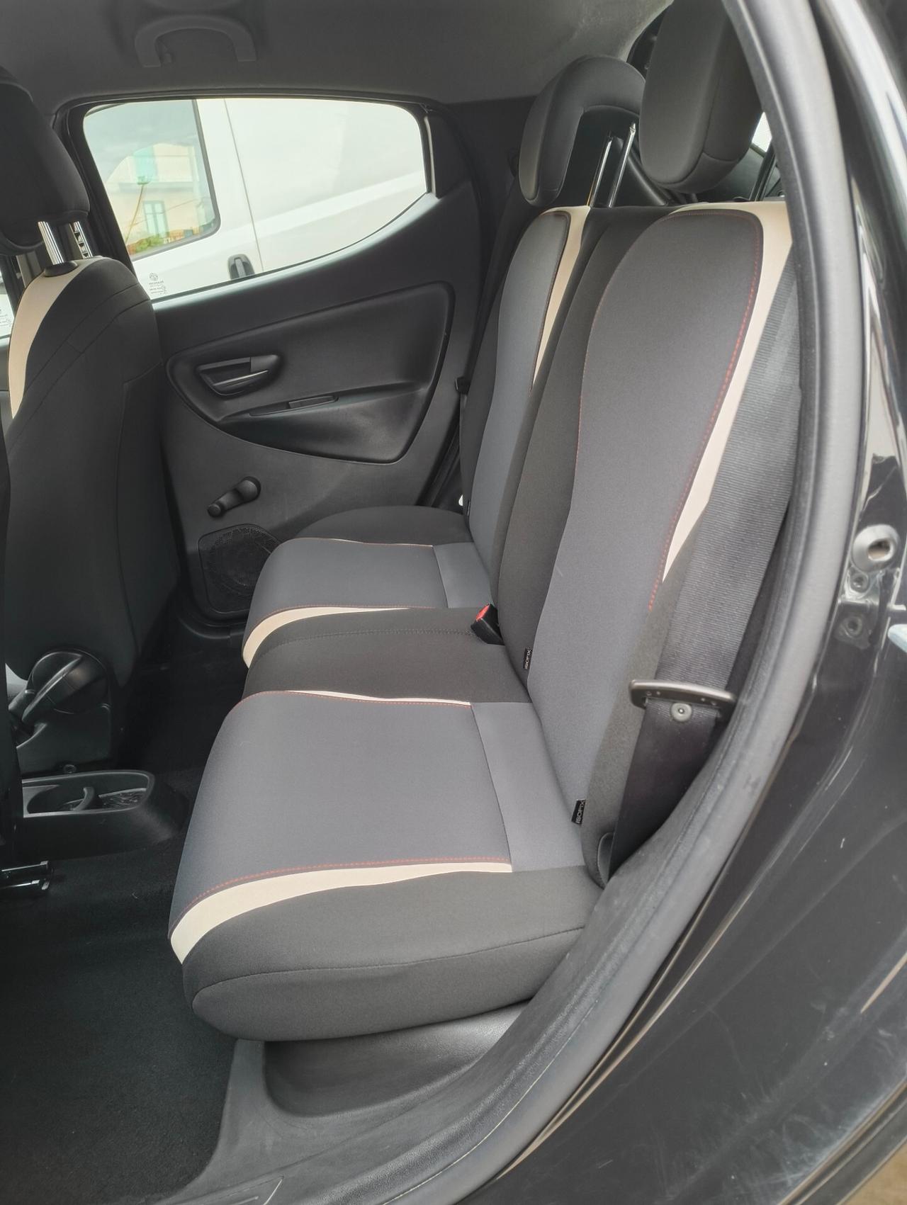 Lancia Ypsilon 1.3 MJT 16V 95 CV 5 porte S&S Elefantino