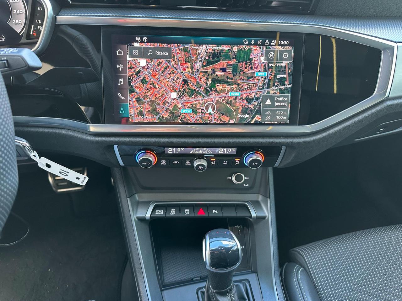 Audi Q3 Sportback 35 2.0 tdi Identity Black s-tronic