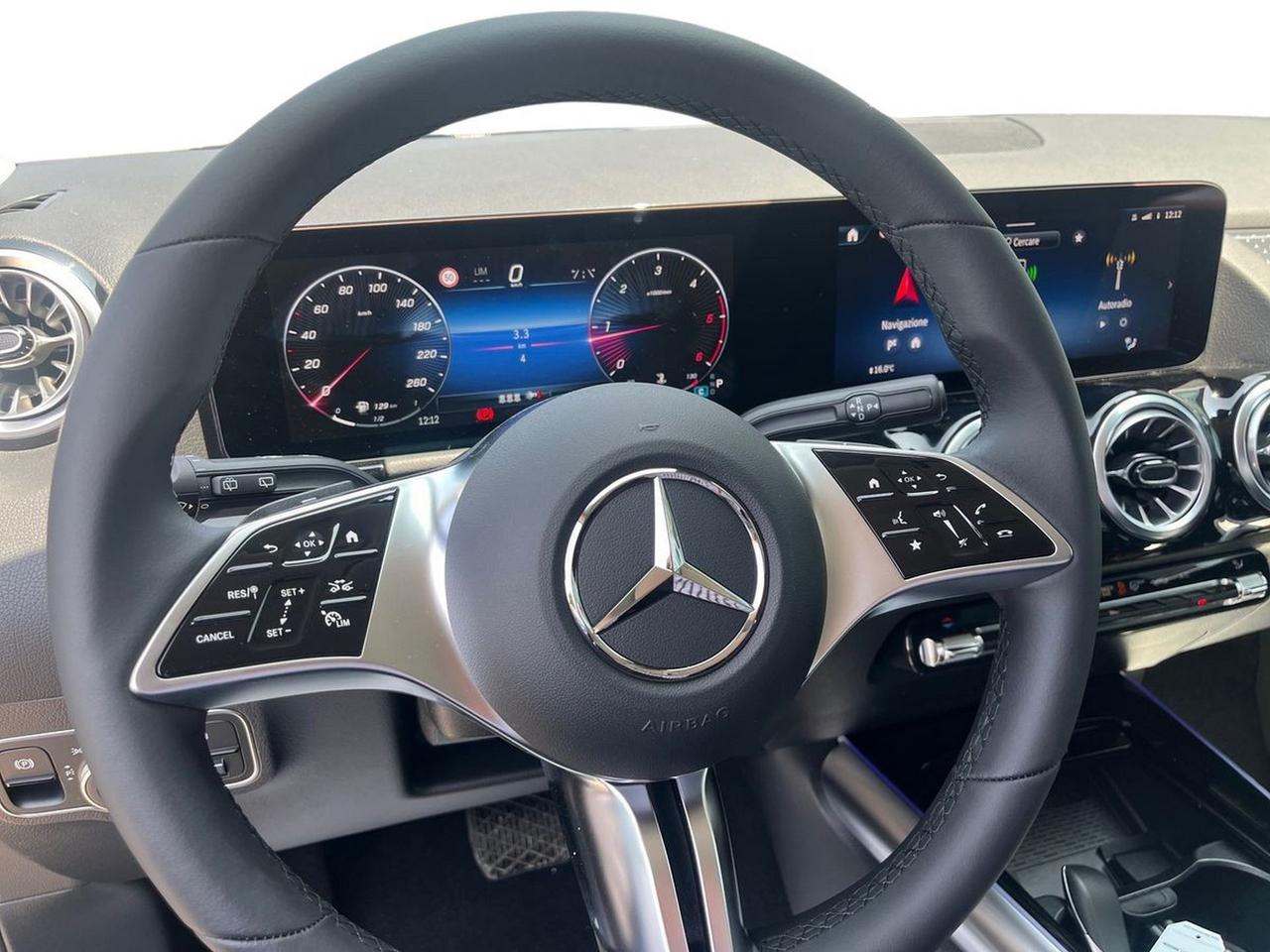 Mercedes-Benz GLA 200 d automatic