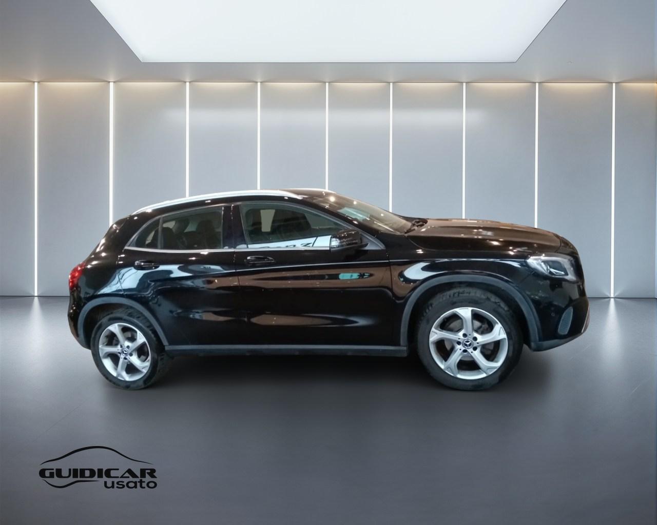 Mercedes-Benz GLA-X156 2017 - GLA 200 d Sport auto