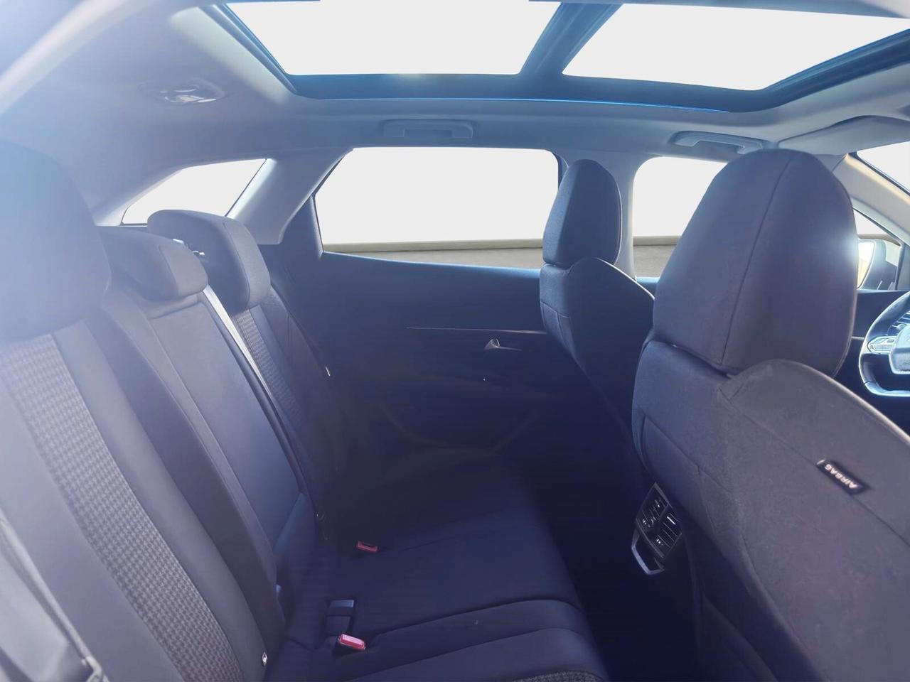 Peugeot 3008 BlueHDi 130 S&S EAT8 Business