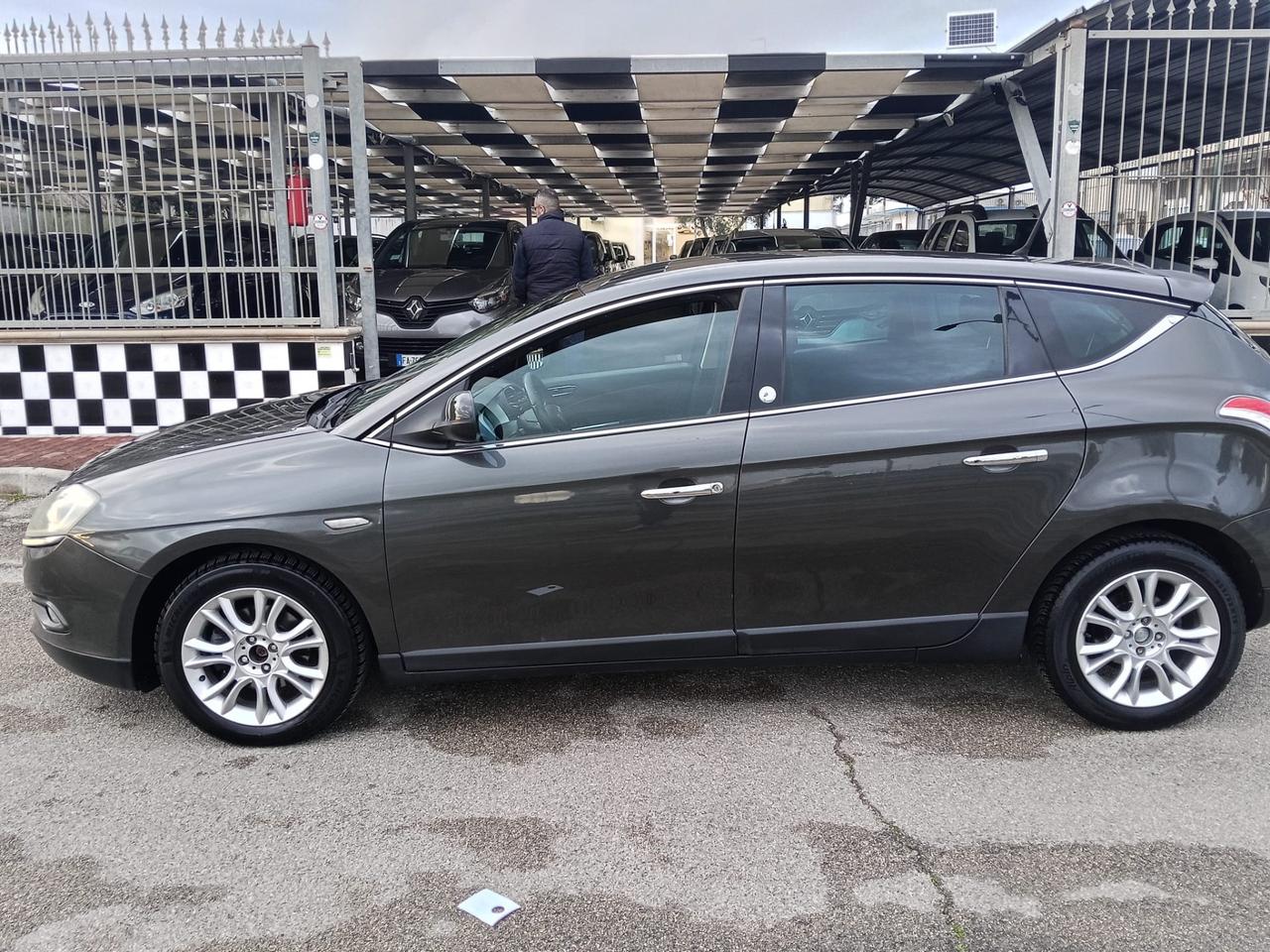 Lancia Delta 1.4 Gold Ecochic GPL 2012