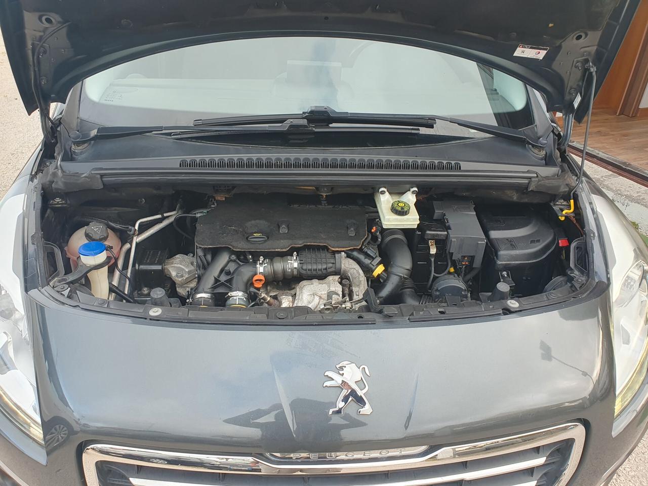 Peugeot 3008 1.6 HDi 115CV Business