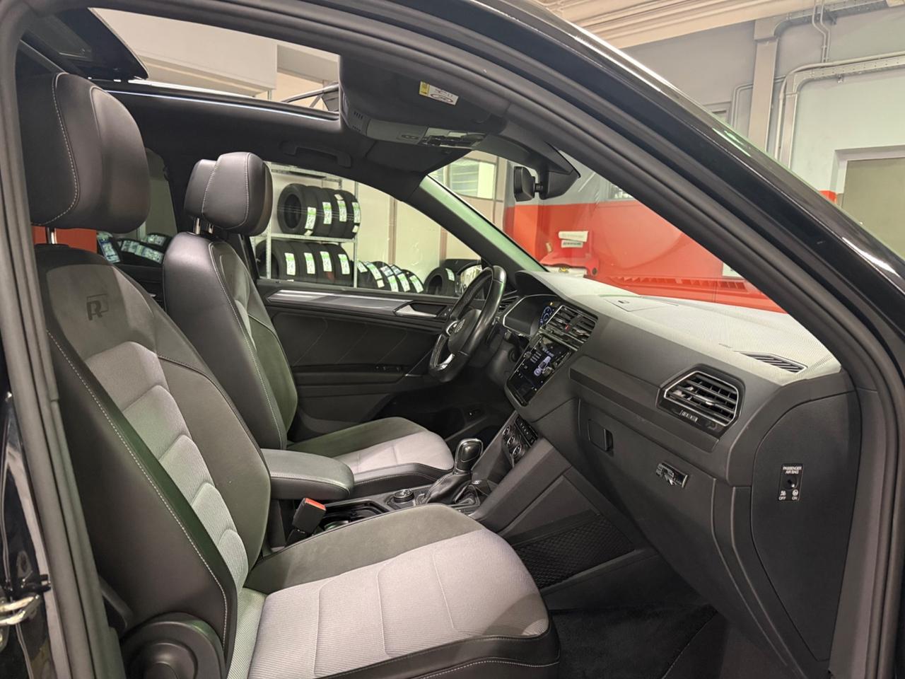 Volkswagen Tiguan 2.0 TDI R-LineDSG 4MOTION