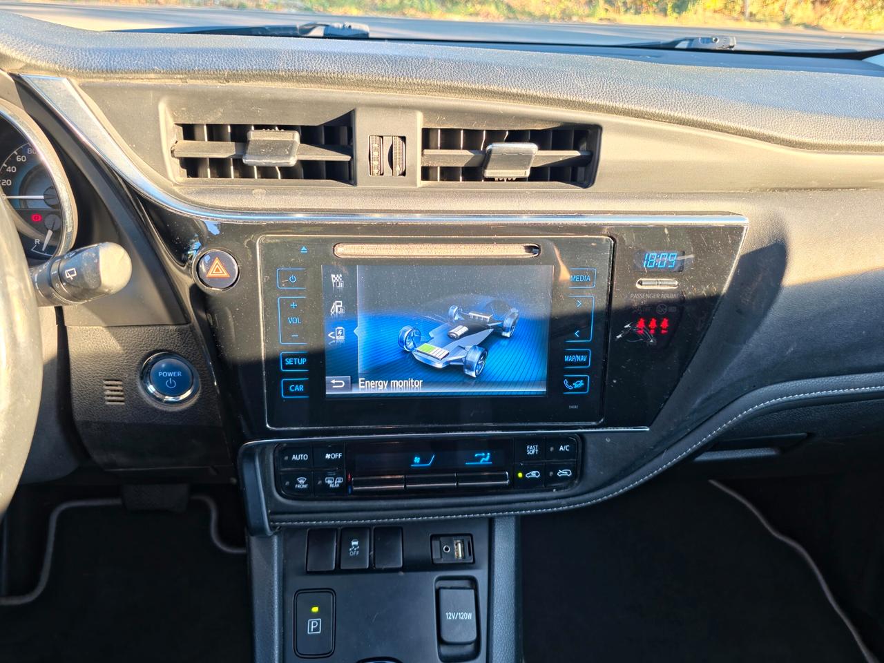 Toyota Auris 1.8 Hybrid Lounge E6 Automatico NEO 2018