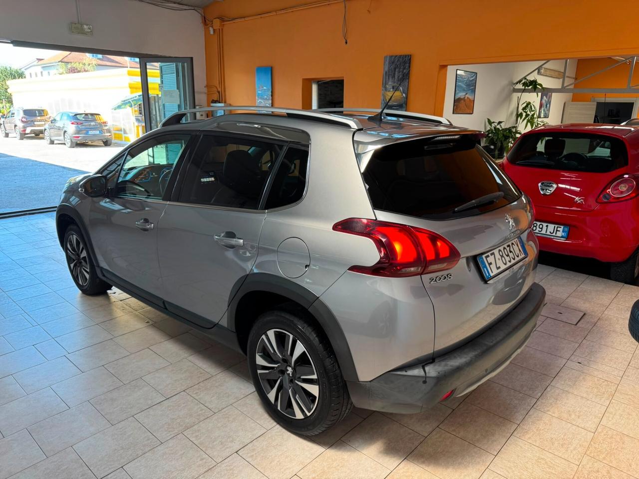 Peugeot 2008 PureTech 82 S&S Allure