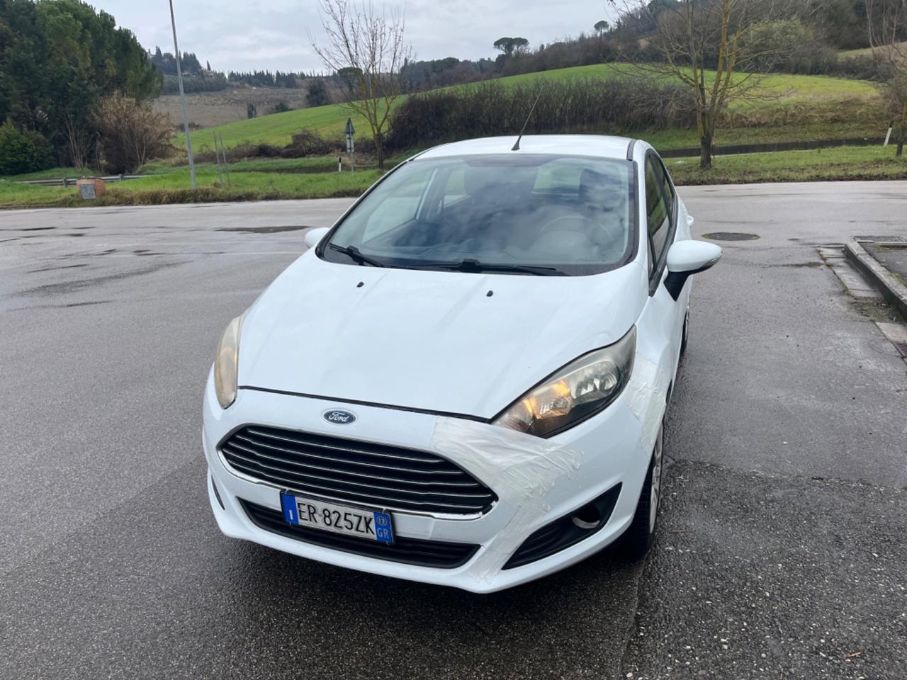 Ford Fiesta 1.5 TDCi 75CV 5 porte Titanium