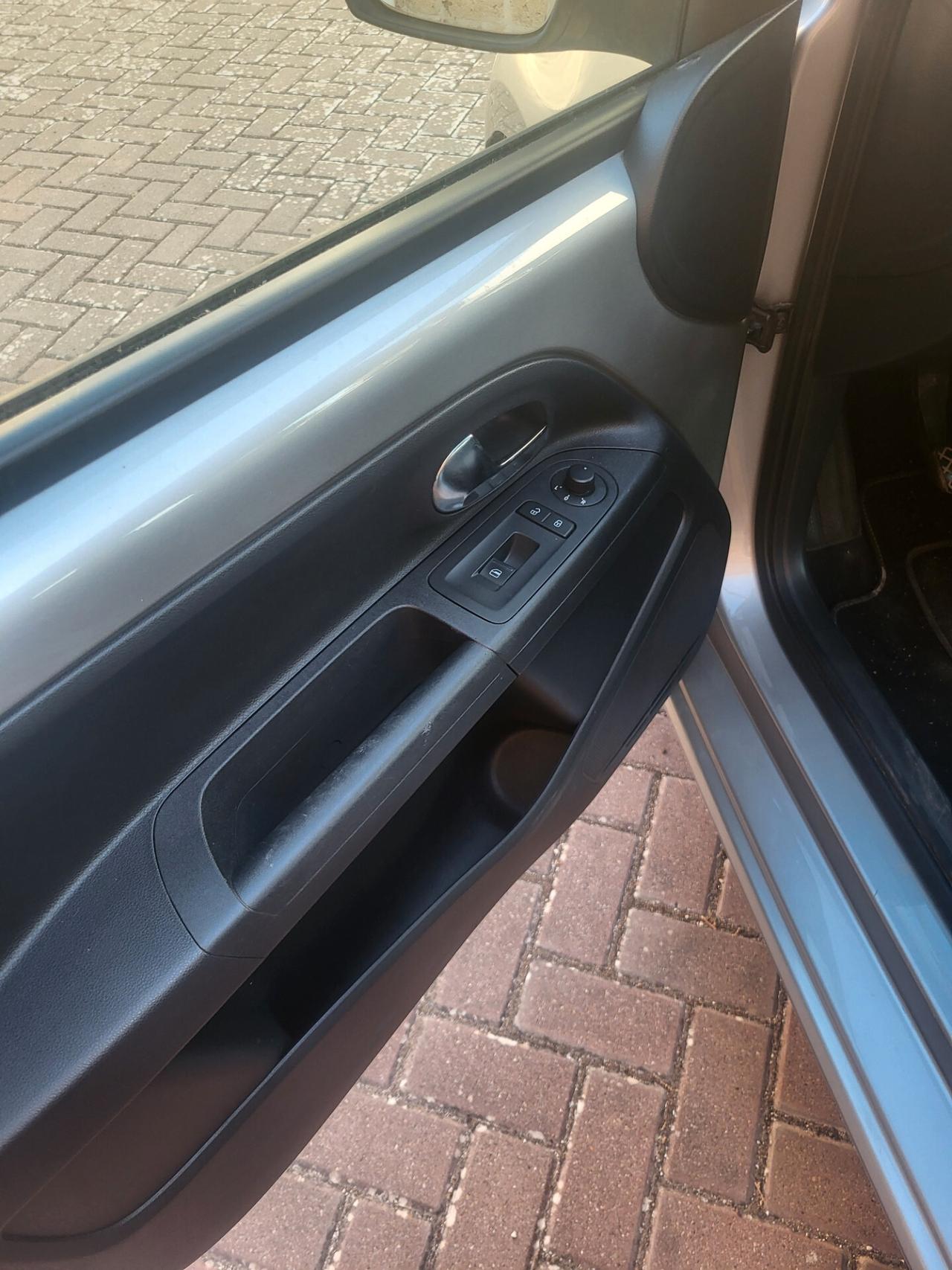 Volkswagen up! Up