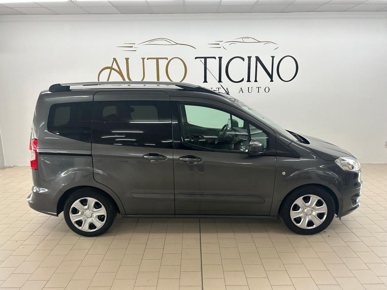 Ford Tourneo Courier Tourneo Courier 1.5 TDCI 75 CV Titanium