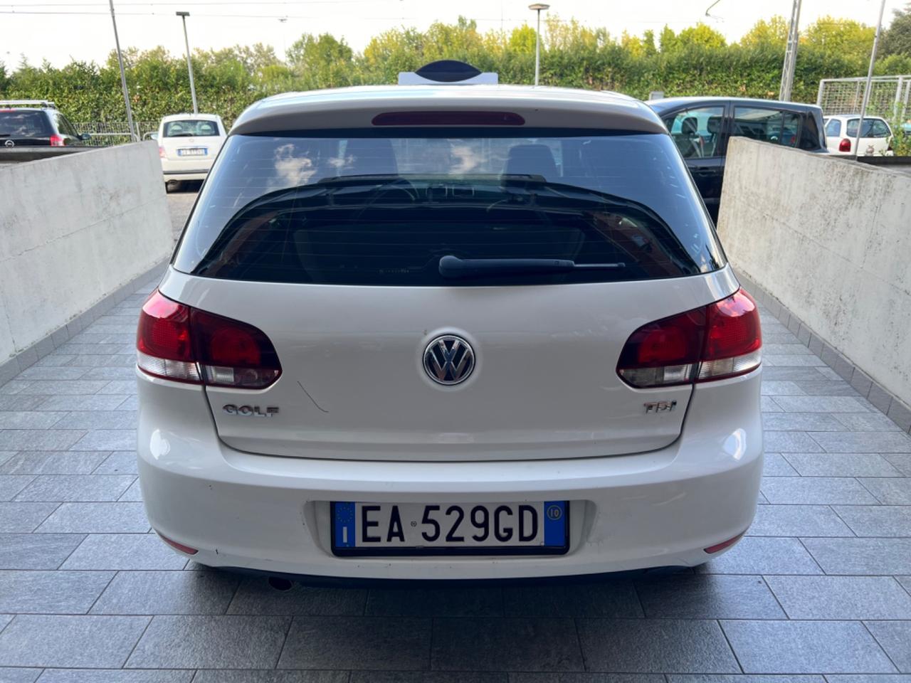 Volkswagen Golf 1.6 TDI DPF 3p. Highline