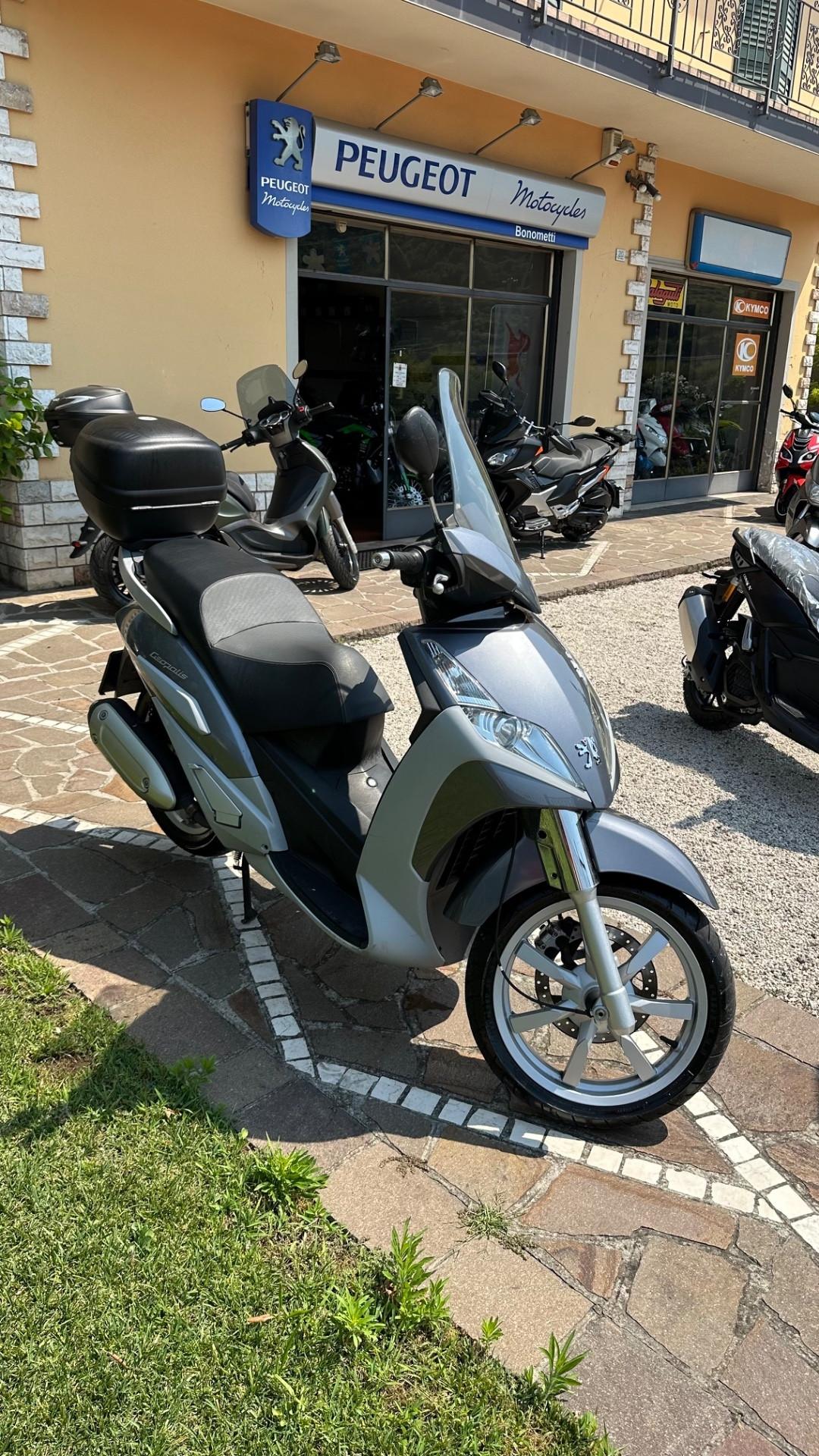 Peugeot Geopolis 250