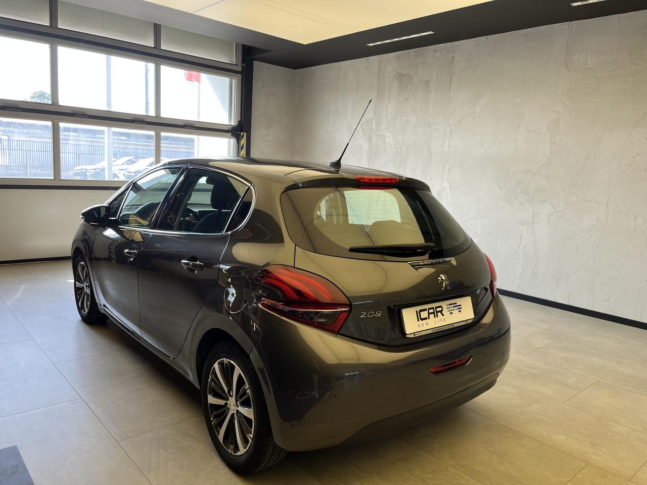 PEUGEOT 208 I 2015 - 208 5p 1.6 bluehdi Allure 75cv my18