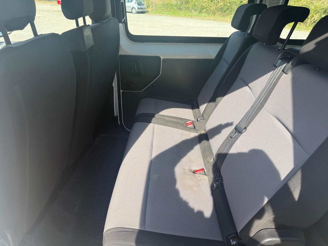Peugeot Traveller BlueHDi 120 S&S Long Allure