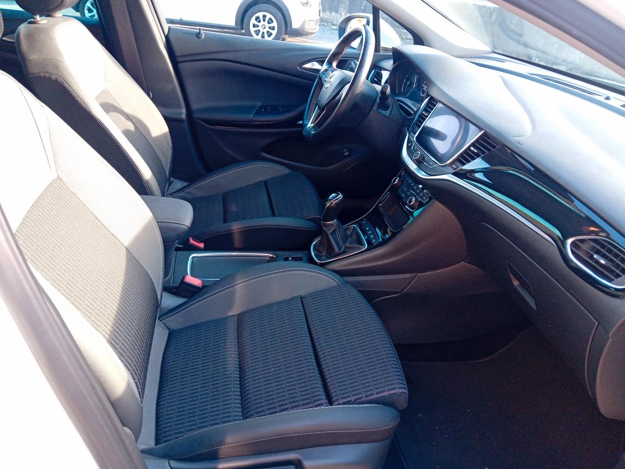 Opel Astra 1.5 CDTI 122 CV Sports Tourer Business Elegance 2020