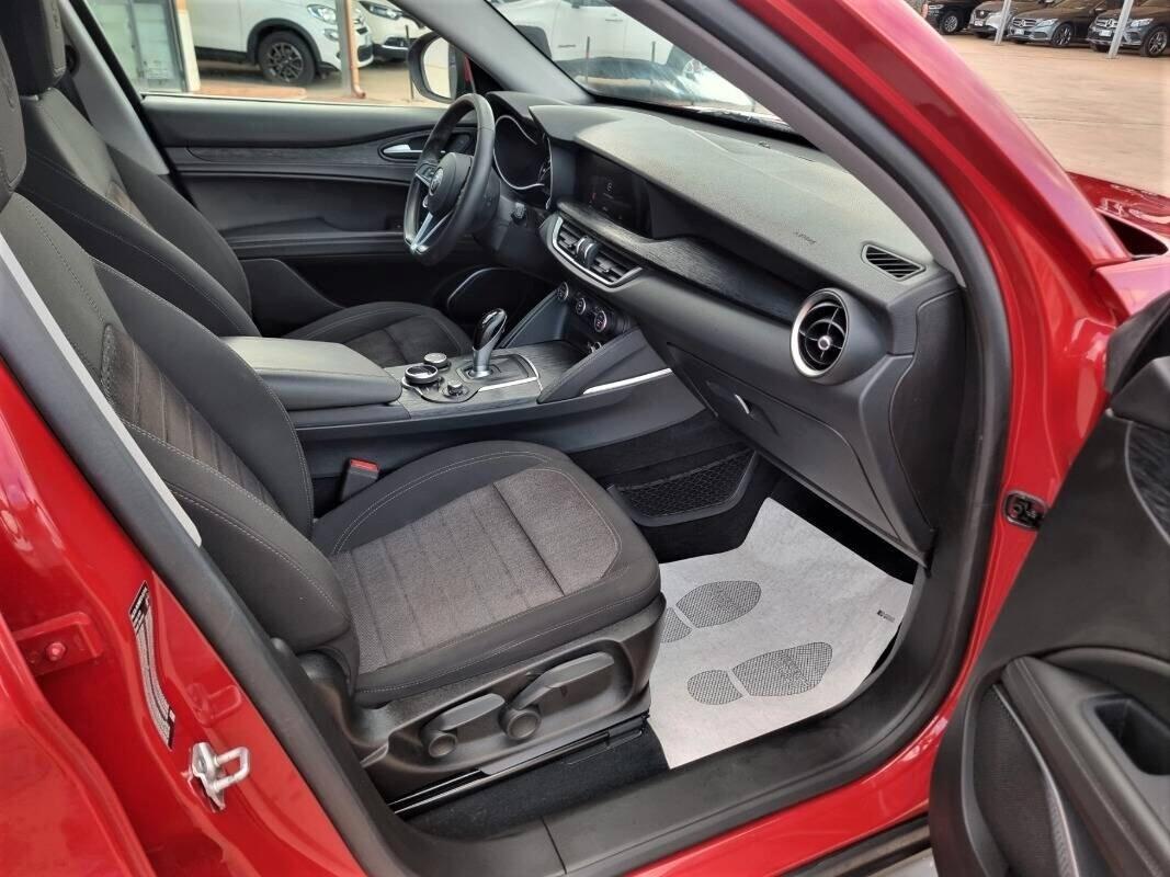 Alfa Romeo Stelvio 2.2 Turbodiesel 190 CV AT8 RWD Business