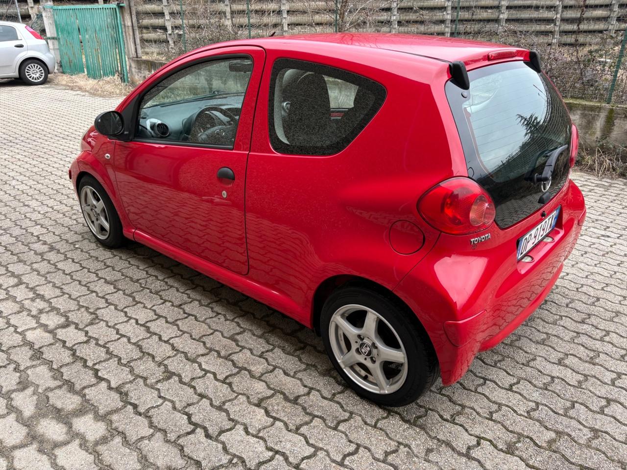Toyota Aygo 1.0 12V VVT-i 3p -LEGGI BENE-