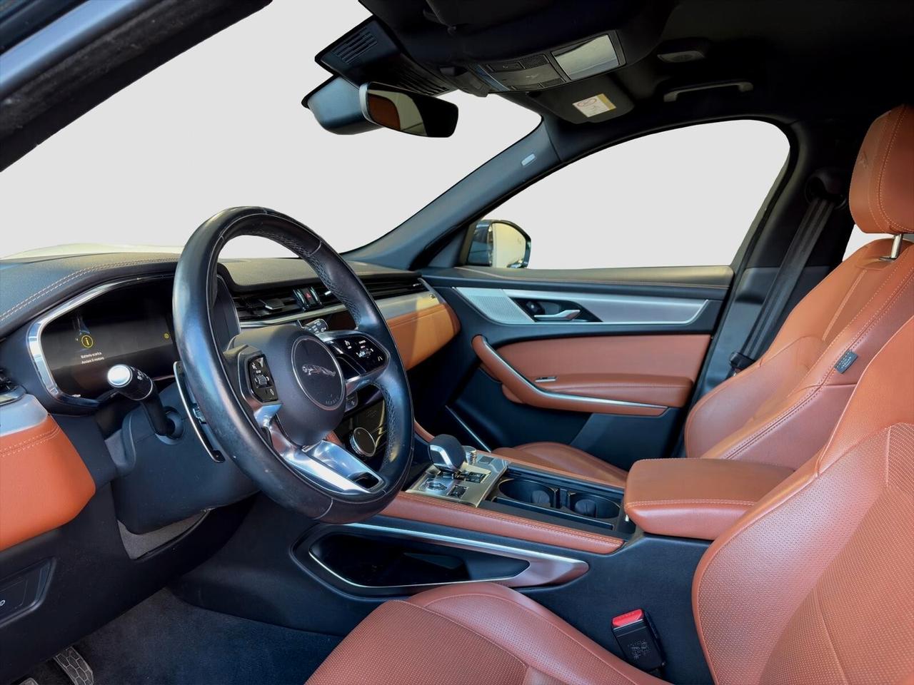 Jaguar F-Pace 2.0 D 163 CV AWD aut. R-Dynamic S (autocarro)