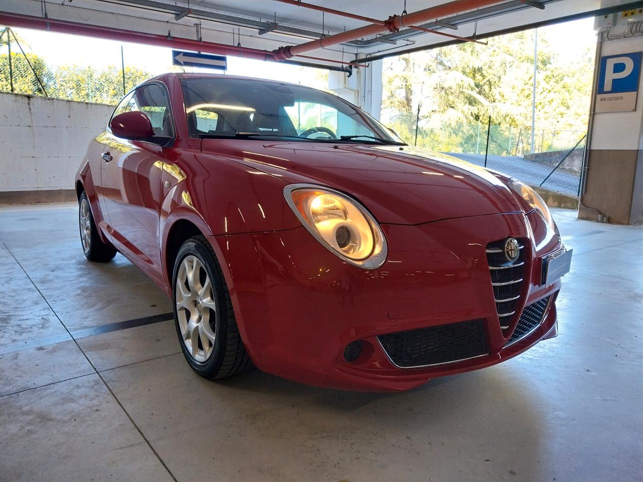 Alfa Romeo MiTo 1.6 JTDm 16V Distinctive Sport Pack - ok neopatentati