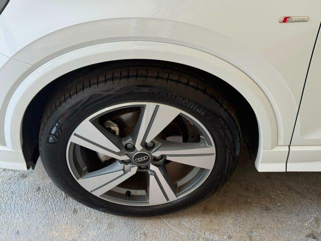 AUDI Q2 30 TDI S line Edition