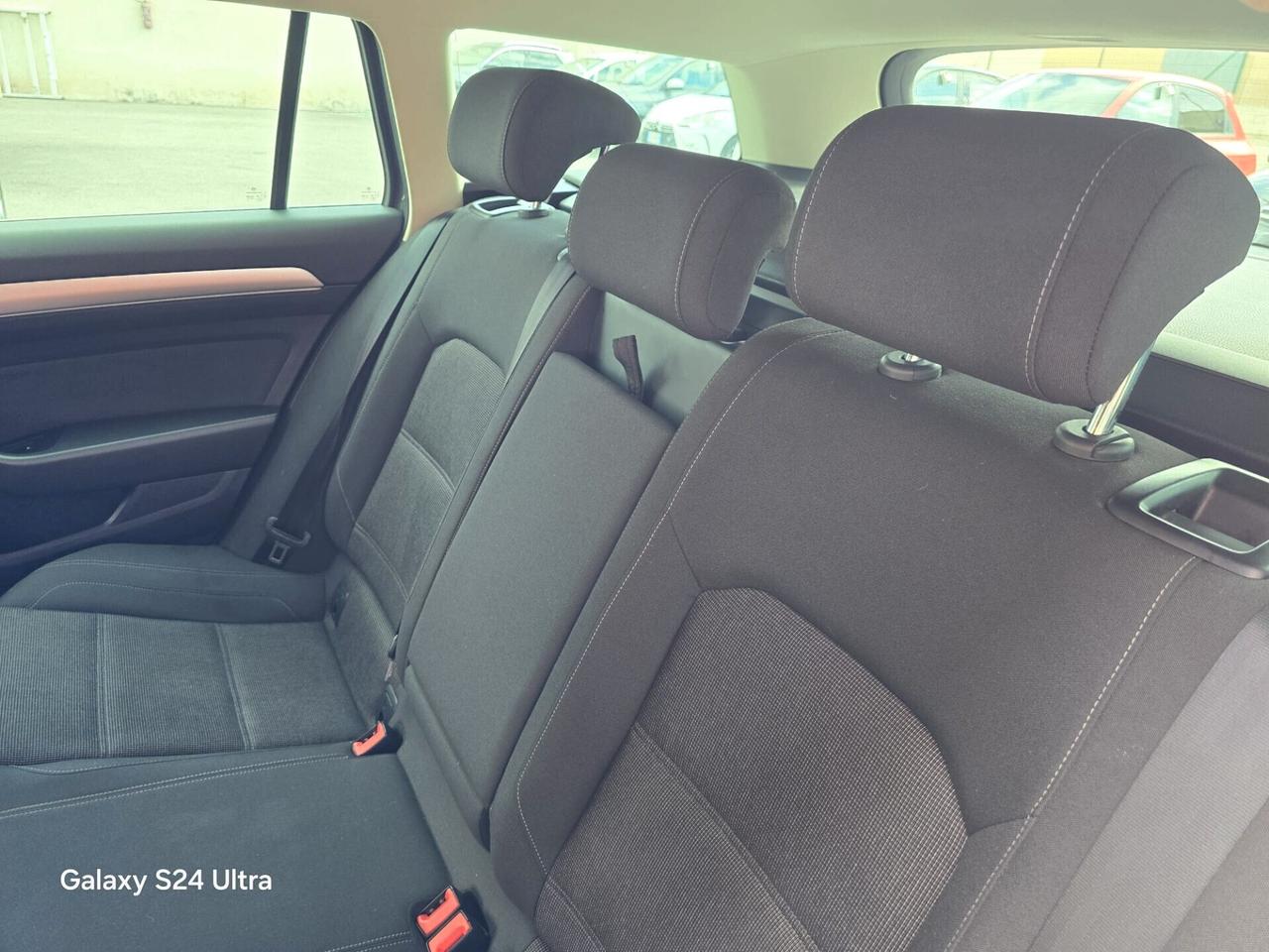 Volkswagen Passat 1.6 TDI DSG Comfortline BlueMotion Technology