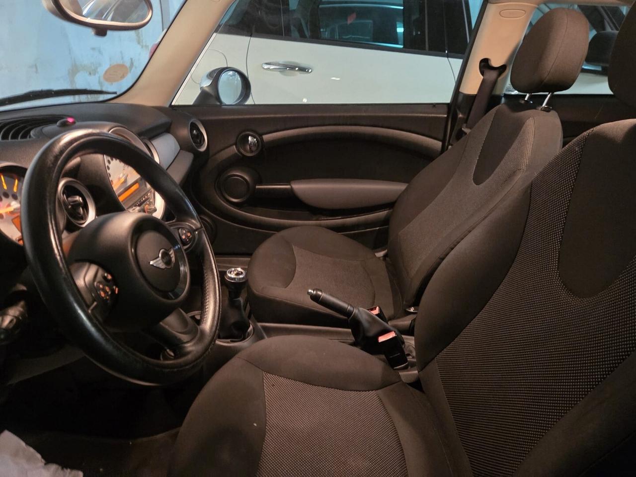 MINI 1.6 16V ONE COUPE' ADATTA A NEO PATENTATI