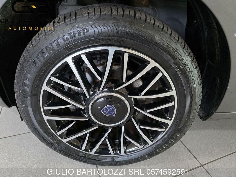 Lancia Ypsilon Ypsilon 1.0 FireFly 5 porte S&S Hybrid Platino