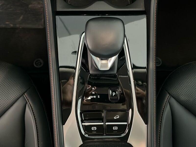 MG HS 1.5T-GDI AT Luxury
