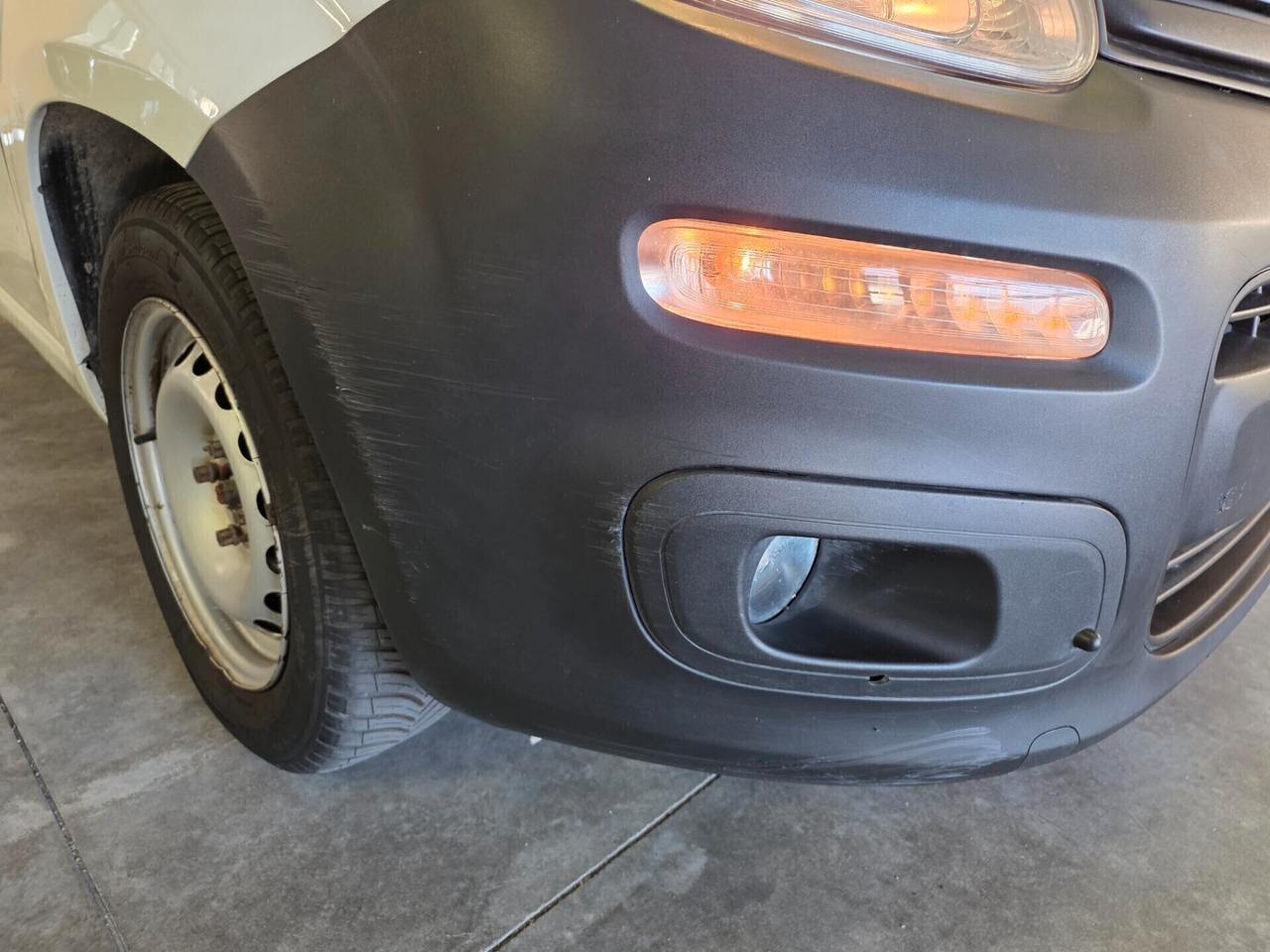 Fiat Panda 1.0 Hybrid Van 2 posti autocarro n1