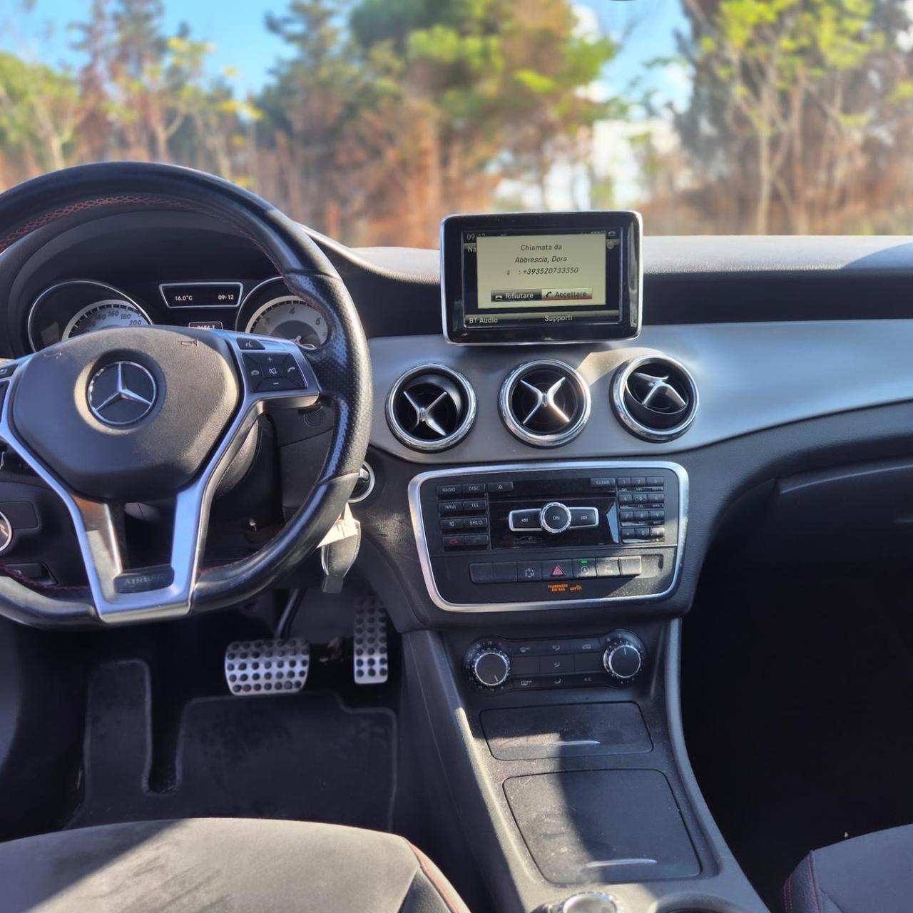 Mercedes-benz GLA 180 CDI Automatic Premium