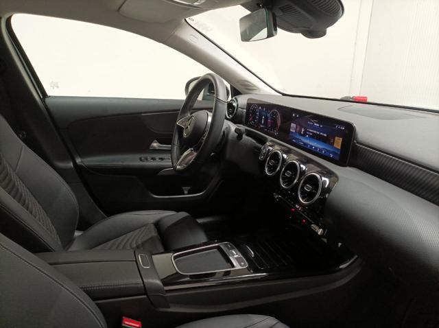 MERCEDES-BENZ A 180 d Automatic Progressive Advanced