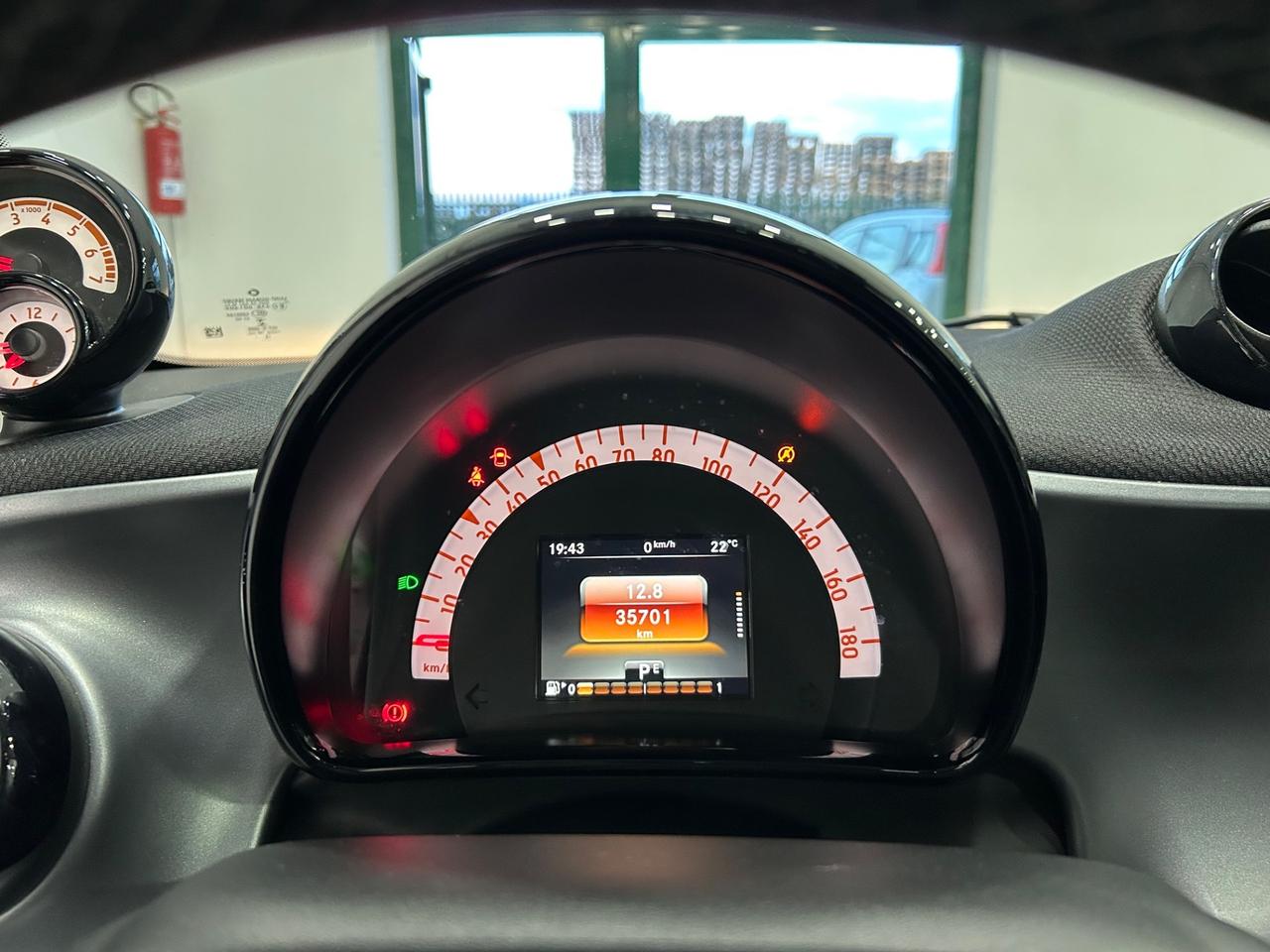 Smart ForTwo 70 1.0 twinamic Superpassion 35.000KM