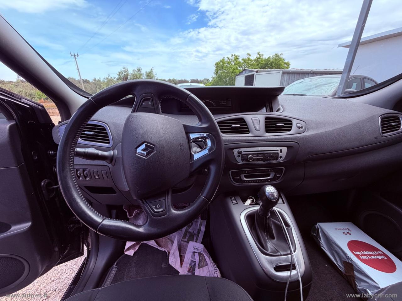 RENAULT Scénic XMod 1.5 dCi 110 CV S&S Live