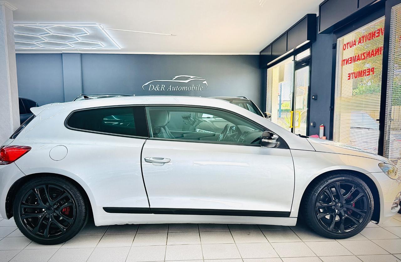 Volkswagen Scirocco 1.4 TSI 160CV