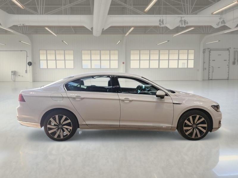 VOLKSWAGEN PASSAT 1.4 TSI DSG GTE 4 PORTE BERLINA