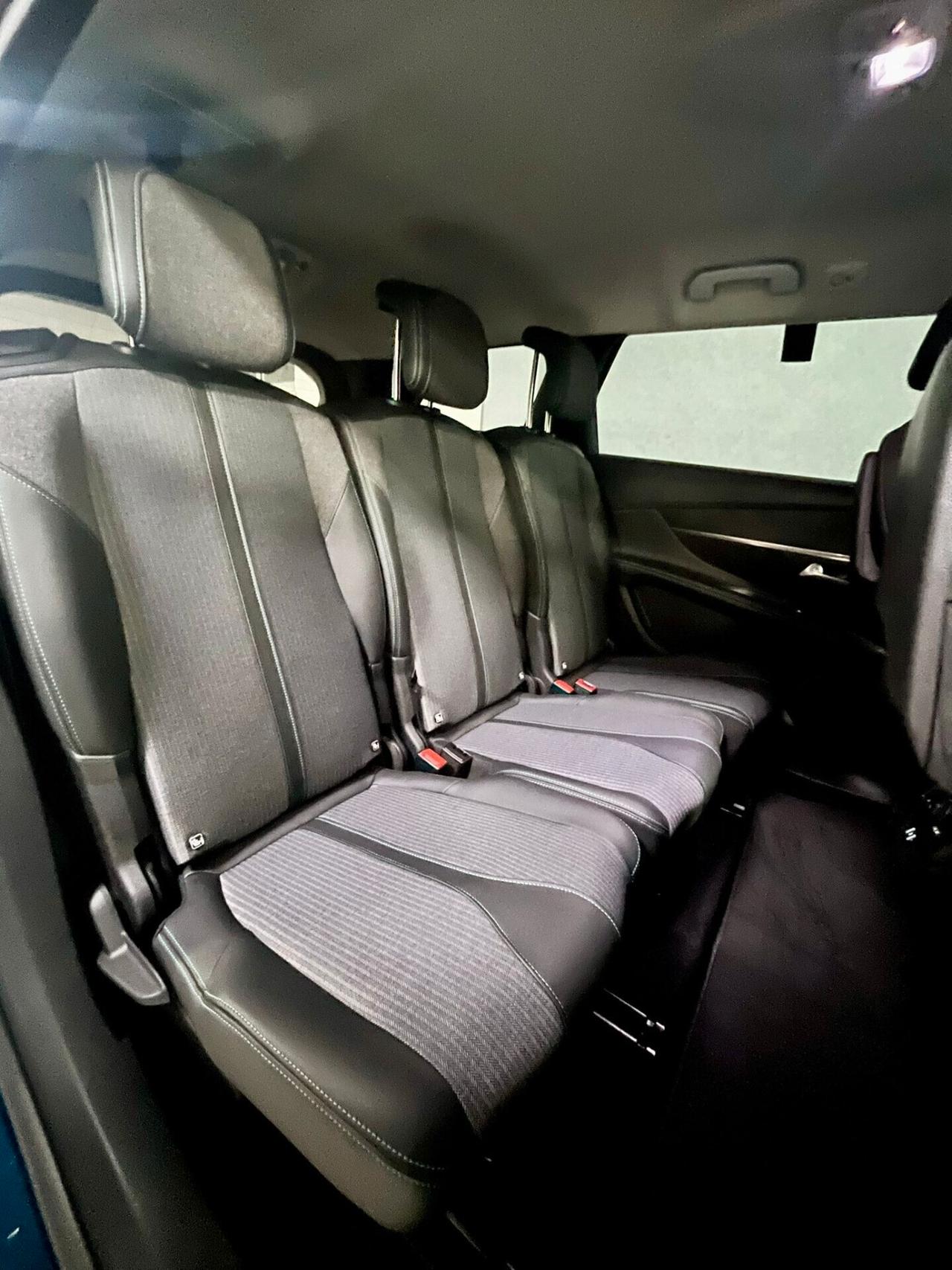 Peugeot 5008 BlueHDi 130 S&S EAT8 Allure Pack