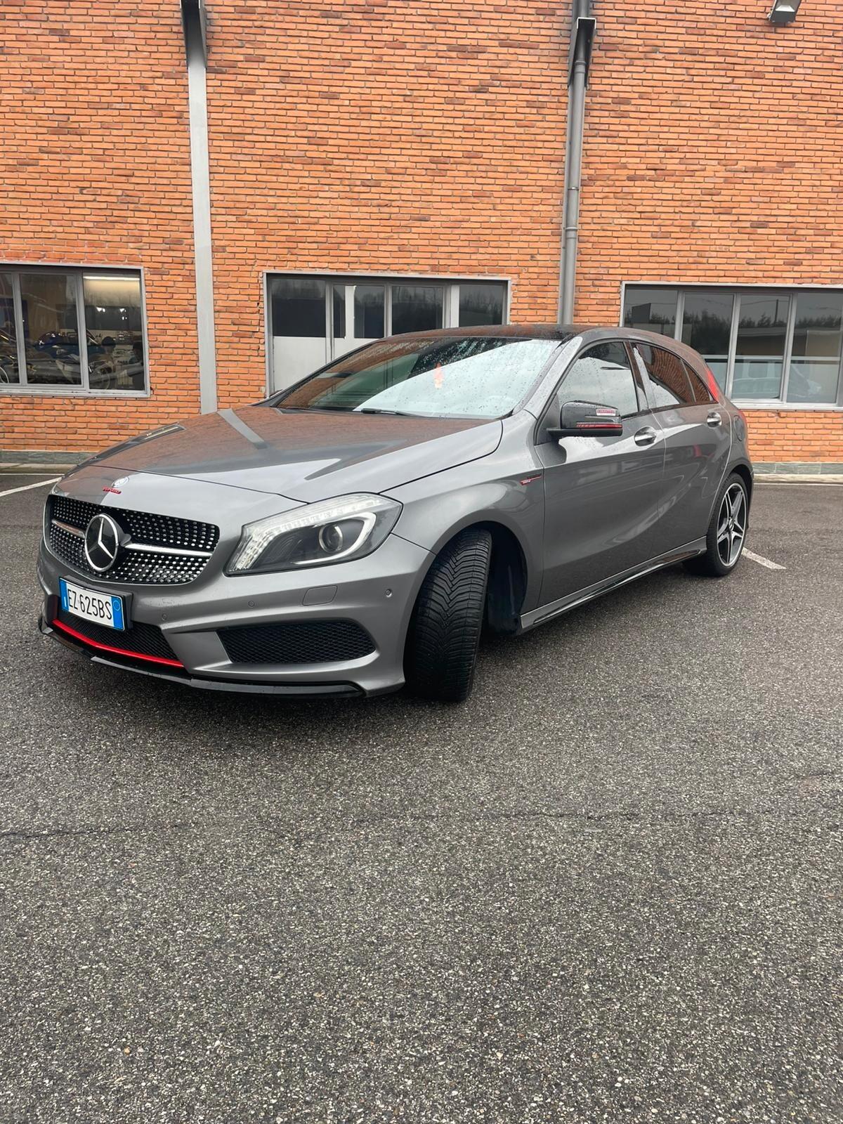 Mercedes-benz A 200 d Automatic Dark Edition